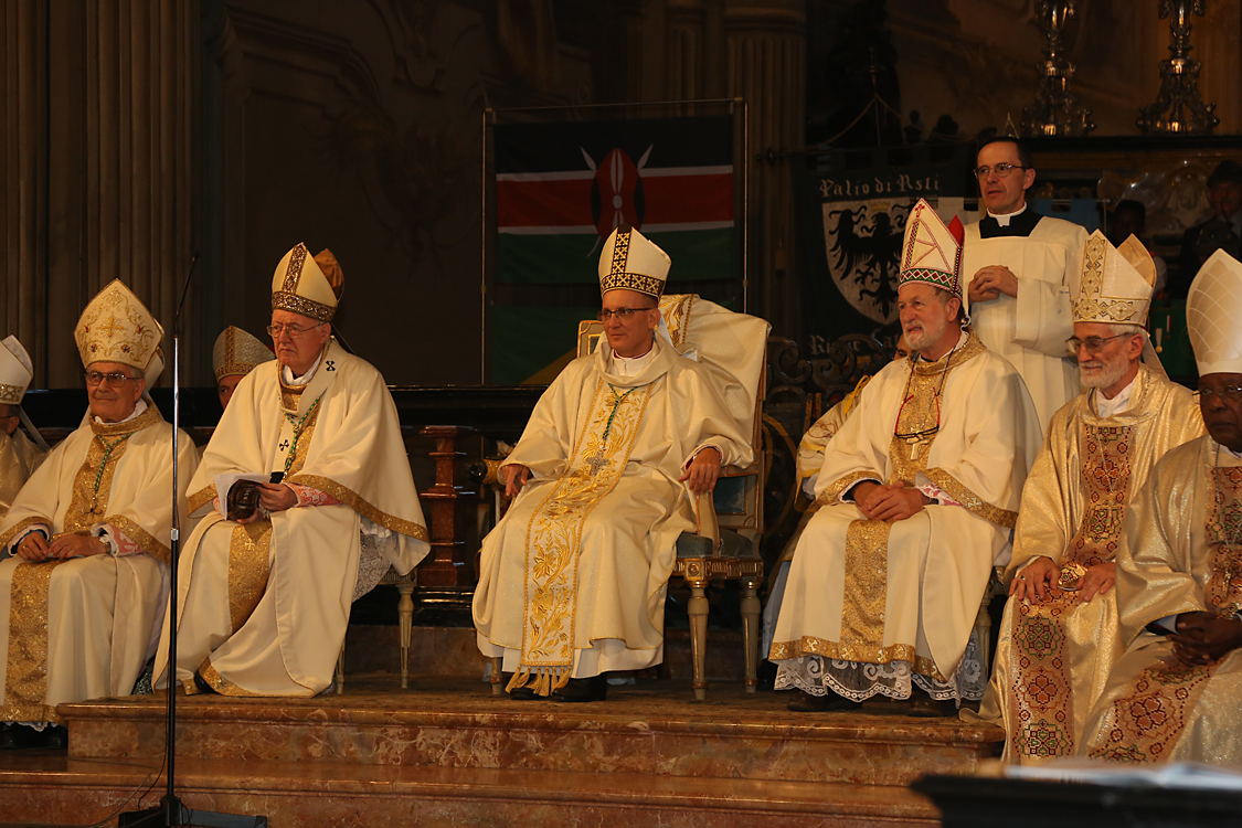 Monsignor Marco Prastaro Vescovo di Asti_389.jpg
